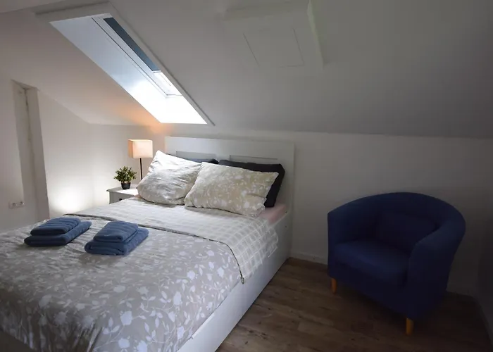Apartment Bimax Neu Renovierte, Gemütl. 4 Dachwohnung Turkheim