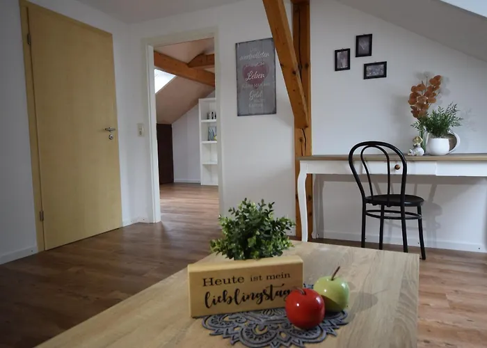 Apartment Bimax Neu Renovierte, Gemütl. 4 Dachwohnung *