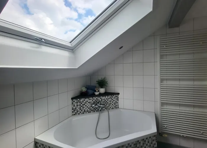 Daire Bimax Neu Renovierte, Gemuetl. 4 Dachwohnung Turkheim